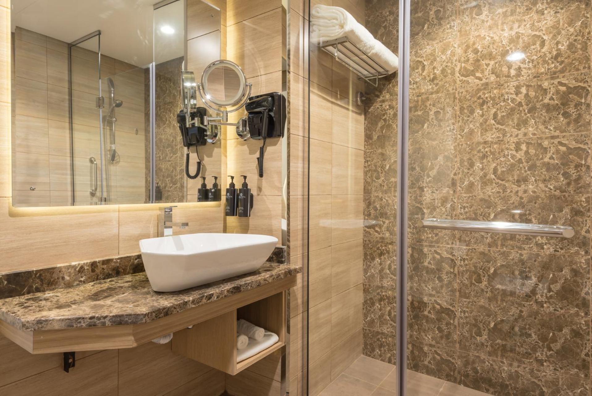 La Quinta By Wyndham Abu Dhabi Al Wahda Hotel Kültér fotó