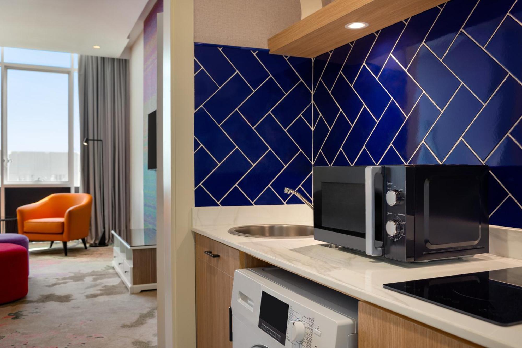 La Quinta By Wyndham Abu Dhabi Al Wahda Hotel Kültér fotó